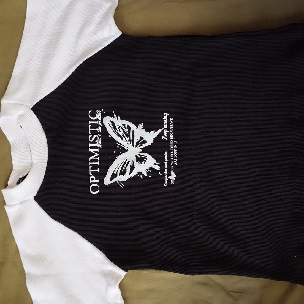 خرید اینترنتی کراپ تیشرت پروانه