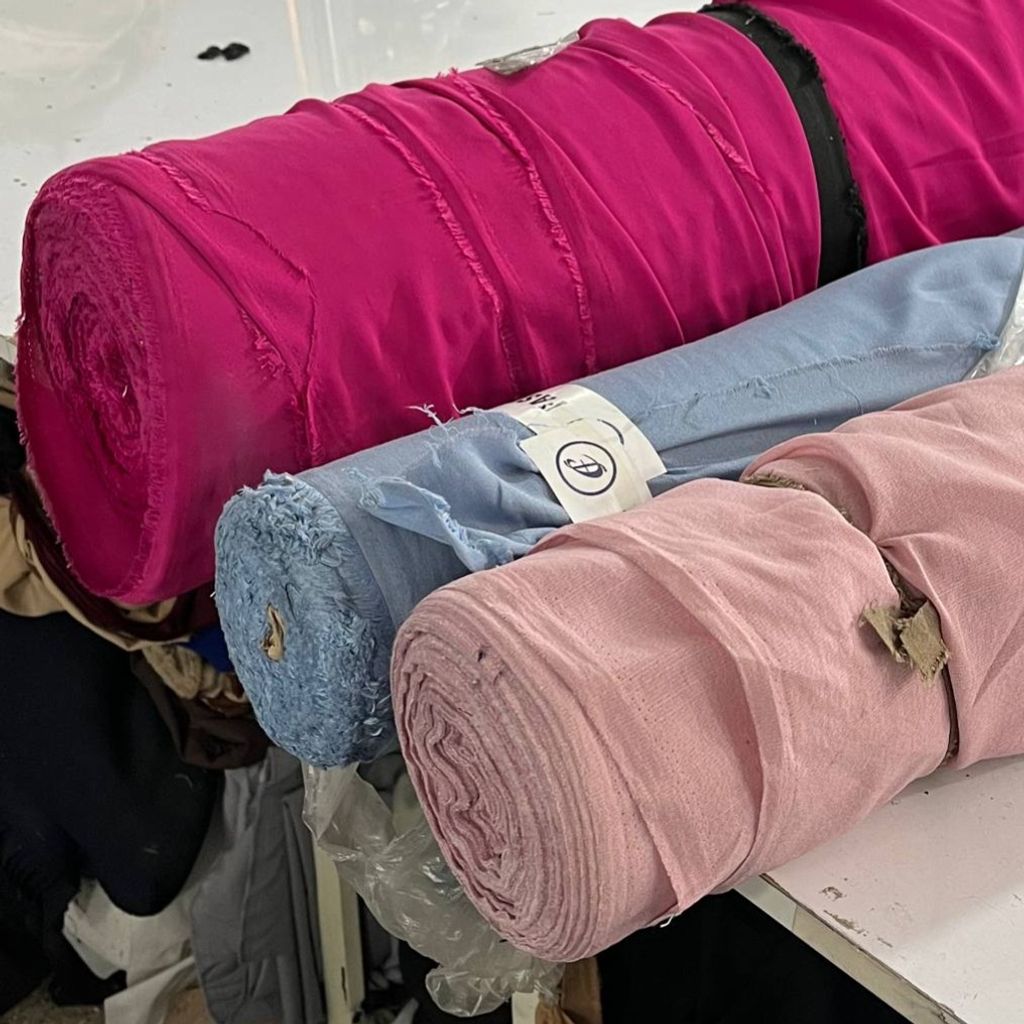 خرید اینترنتی شومیز حریر وال