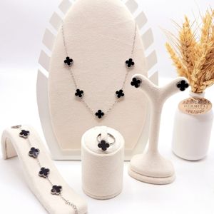 فروش اینترنتی نیم ست کامل ونکلیف رنگ مشکی