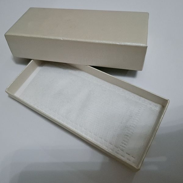 جاکلیدی مردانه آنست honest