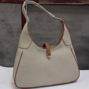 قیمت ارزان کیف زنانه کنفی بزرگ طرح زارا Zara