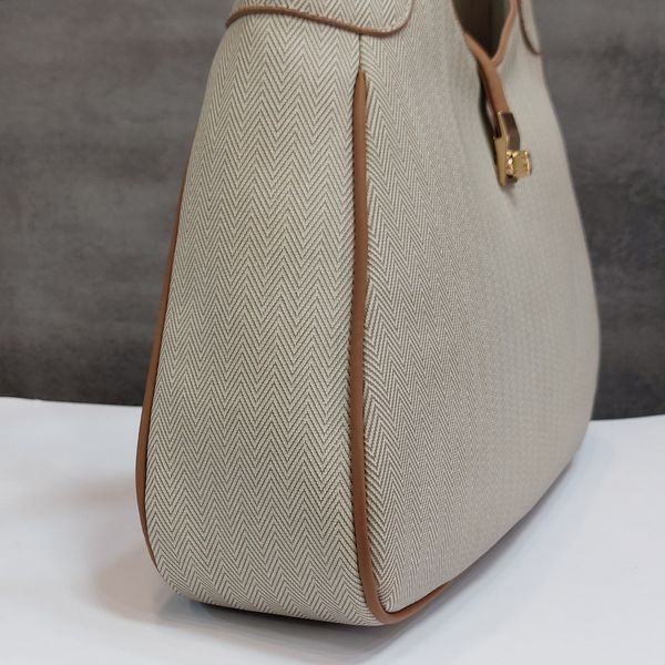 کیف زنانه کنفی بزرگ طرح زارا Zara