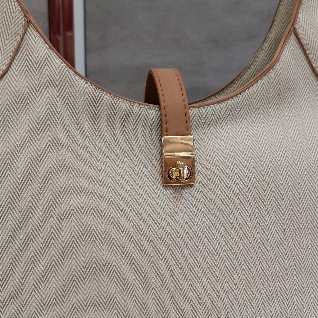 خرید انلاین کیف زنانه کنفی بزرگ طرح زارا Zara