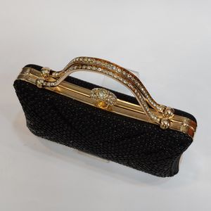 خرید انلاین کیف زنانه مجلسی نگین دار مشکی