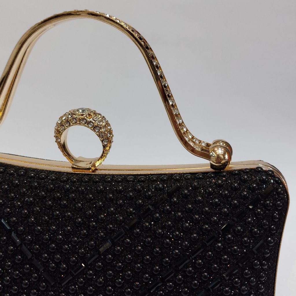 مشخصات کیف زنانه مجلسی نگین دار مشکی