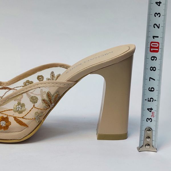کفش زنانه مجلسی توری گلدوزی شده طرح جدید