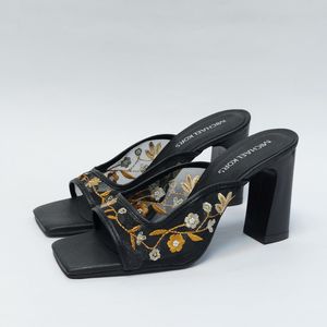 کفش زنانه مجلسی توری گلدوزی شده پاشنه بلند جدید