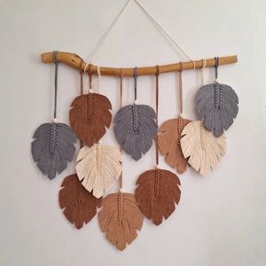 دیوارکوب برگ انجیری مکرومه بافی طرح آنیسا