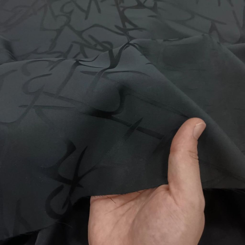 مشخصات پارچه ژاکارد ساتن دورو آروشا