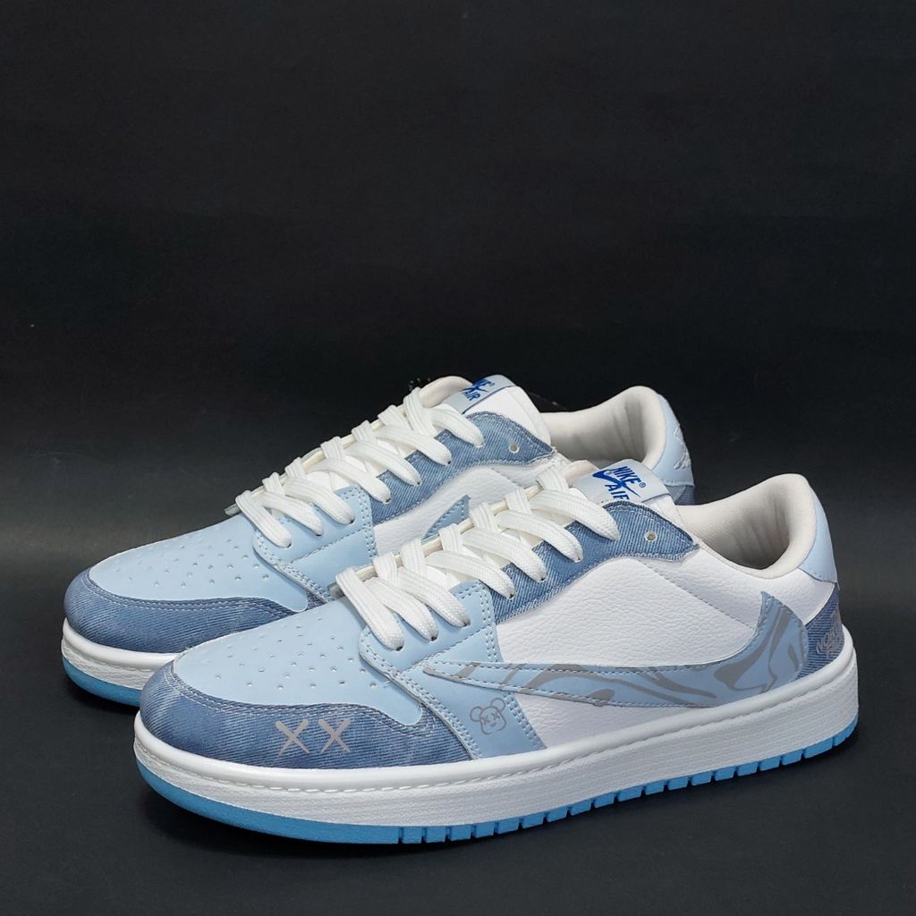 قیمت کتونی نایک ترویس کاستوم نورث فیس آبی Travis