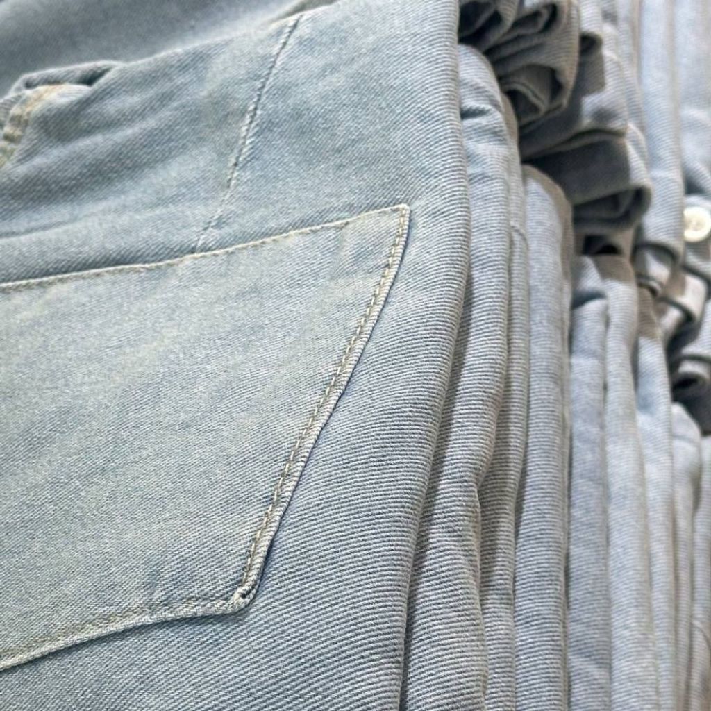 خرید آنلاین مانتو جین آسمان