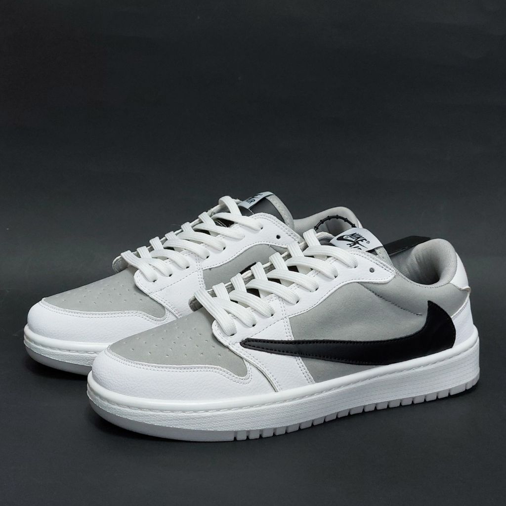 مشخصات کتونی نایک ترویس اسکات Nike Travis Scott کیفیت عالی