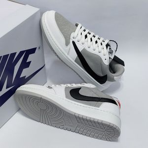 خرید آنلاین کتونی نایک ترویس اسکات Nike Travis Scott کیفیت عالی