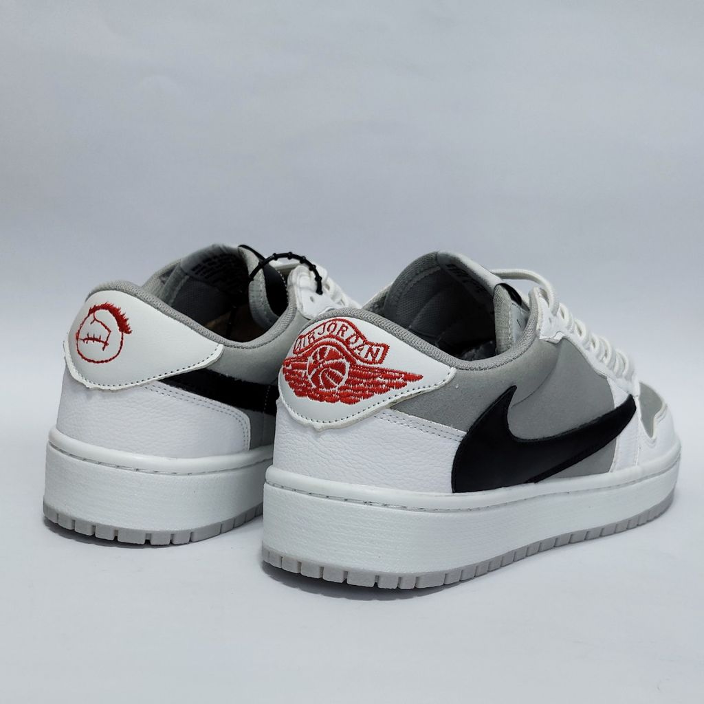 فروش اینترنتی کتونی نایک ترویس اسکات Nike Travis Scott کیفیت عالی