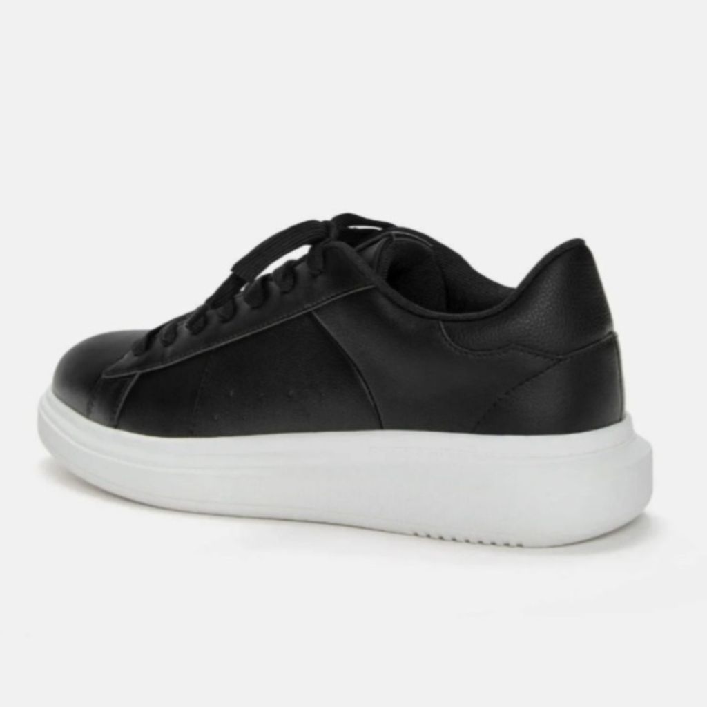 خرید اینترنتی کفش زنانه لایف استایل پول اند بیر Pull & Bear اورجینال