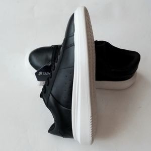 خرید اینترنتی کفش مردانه لایف استایل پول اند بیر Pull & Bear اورجینال