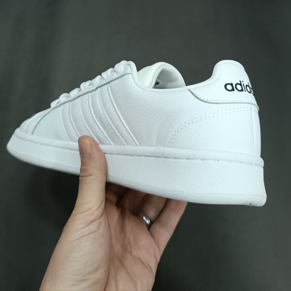 کتونی مردانه آدیداس گرندکورت تمام سفید کیفیت بالا