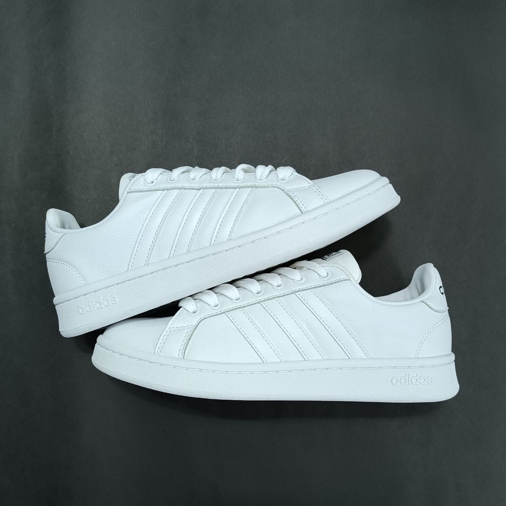 خرید انلاین کتونی مردانه آدیداس گرندکورت تمام سفید کیفیت بالا