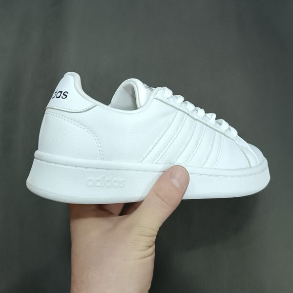 کتونی مردانه آدیداس گرندکورت تمام سفید کیفیت بالا