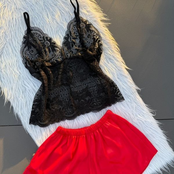 تاپ و شلوارک ساتن دانتل