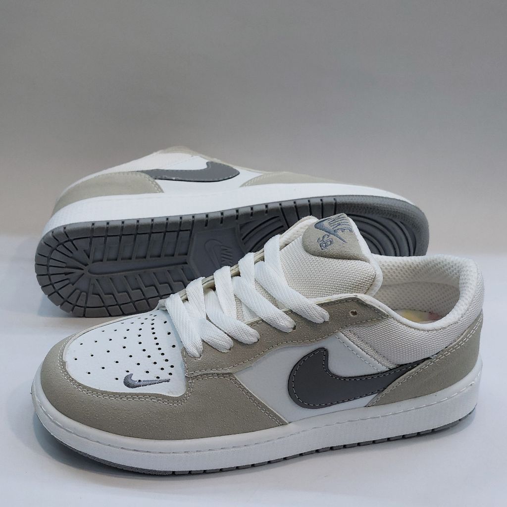 فروش اینترنتی کتونی نایک جردن وان سفید طوسی با کیفیت بالا