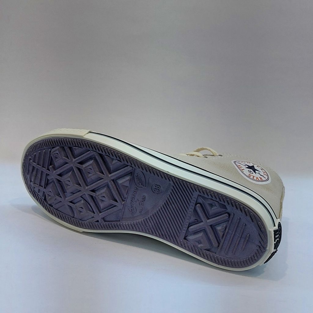 مشخصات کتونی آلستار کانورس ساق بلند کرم با کیفیت