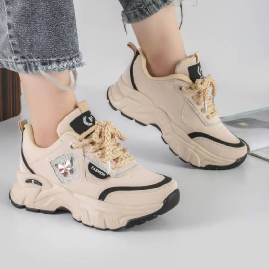 فروش اینترنتی کفش اسپرت زنانه لژدار مدل پروانه