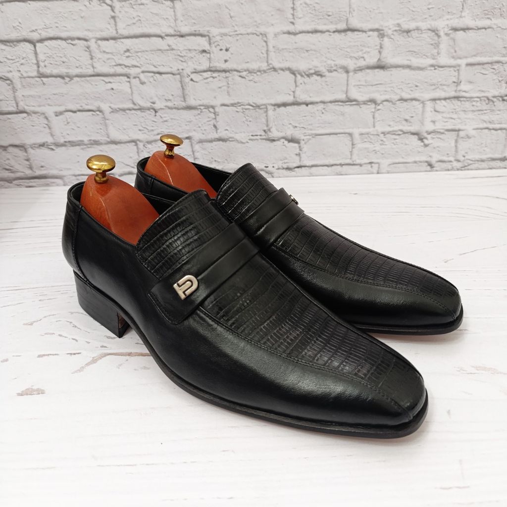 مشخصات کفش مردانه زیره چرم طبیعی گاومیش مدل دالاس تک سایز