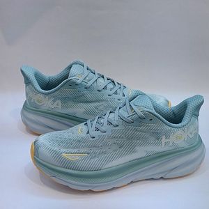 مشخصات کتونی هوکا کیفیت مسترکوالیتی تولید ویتنام Hoka