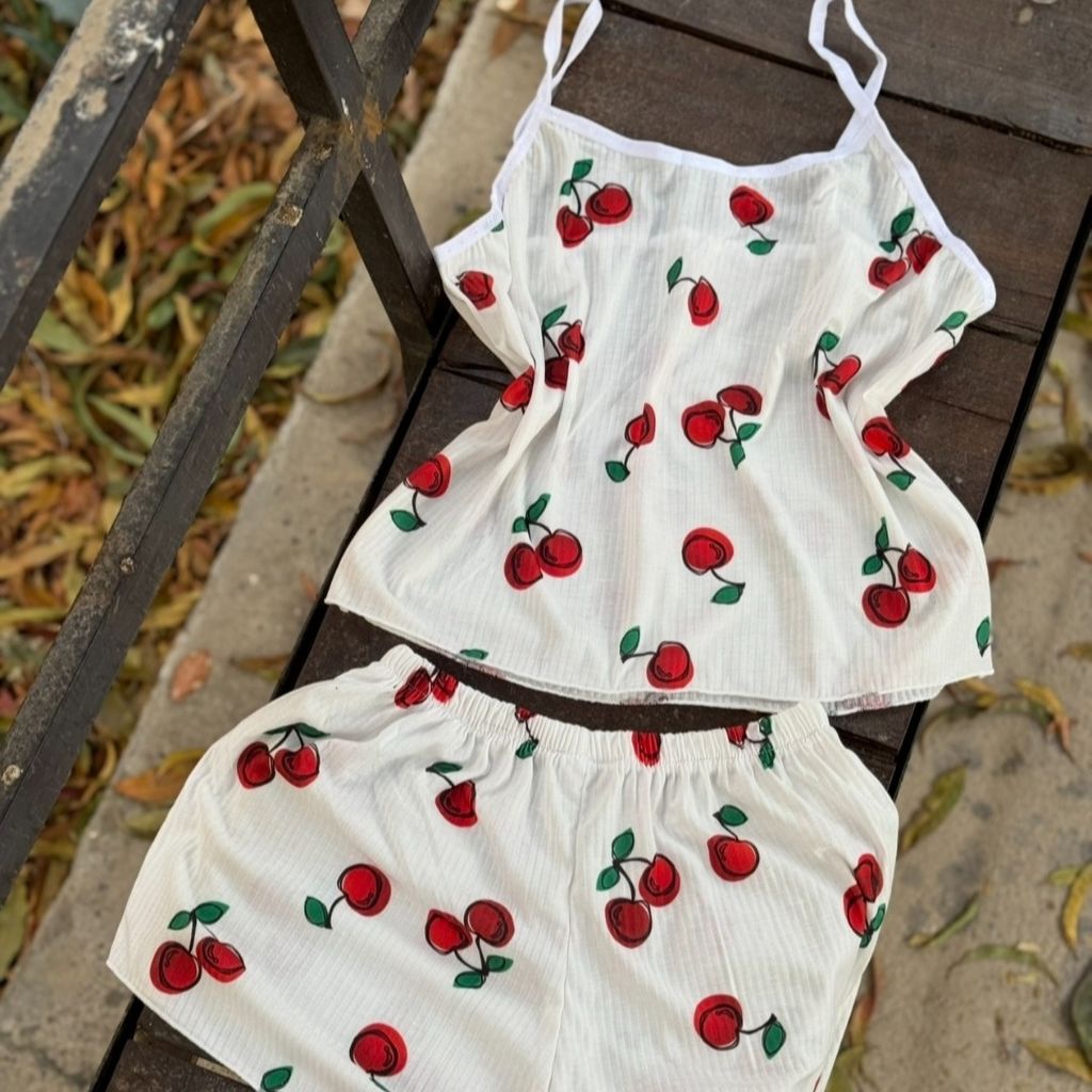 خرید اینترنتی تاپ و شلوارک نخی