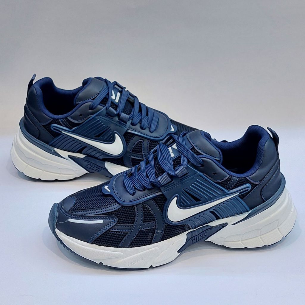 مشخصات کتونی ترند نایک وی تو کی v2k سرمه ای با کیفیت