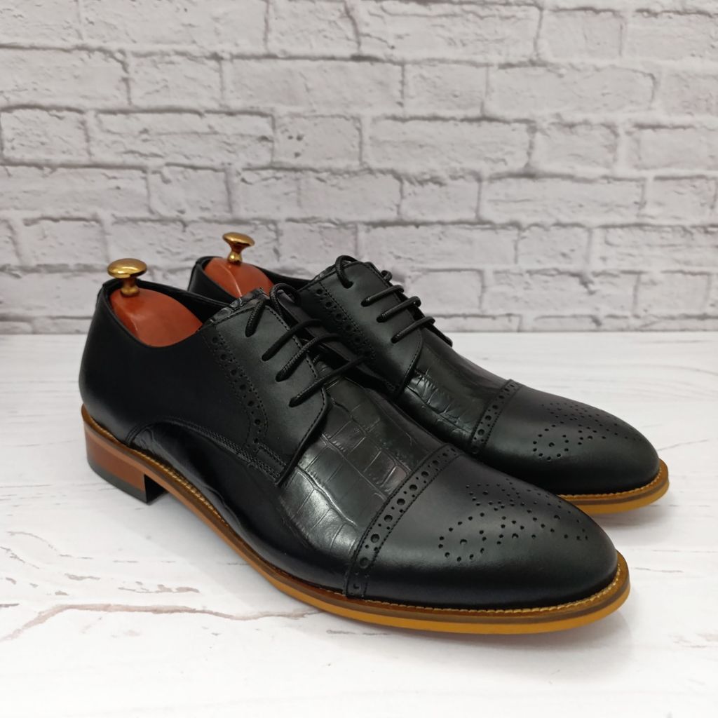 خرید آنلاین کفش مردانه مجلسی چرم طبیعی دستدوز مدل کارلو کروکودیلی مشکی