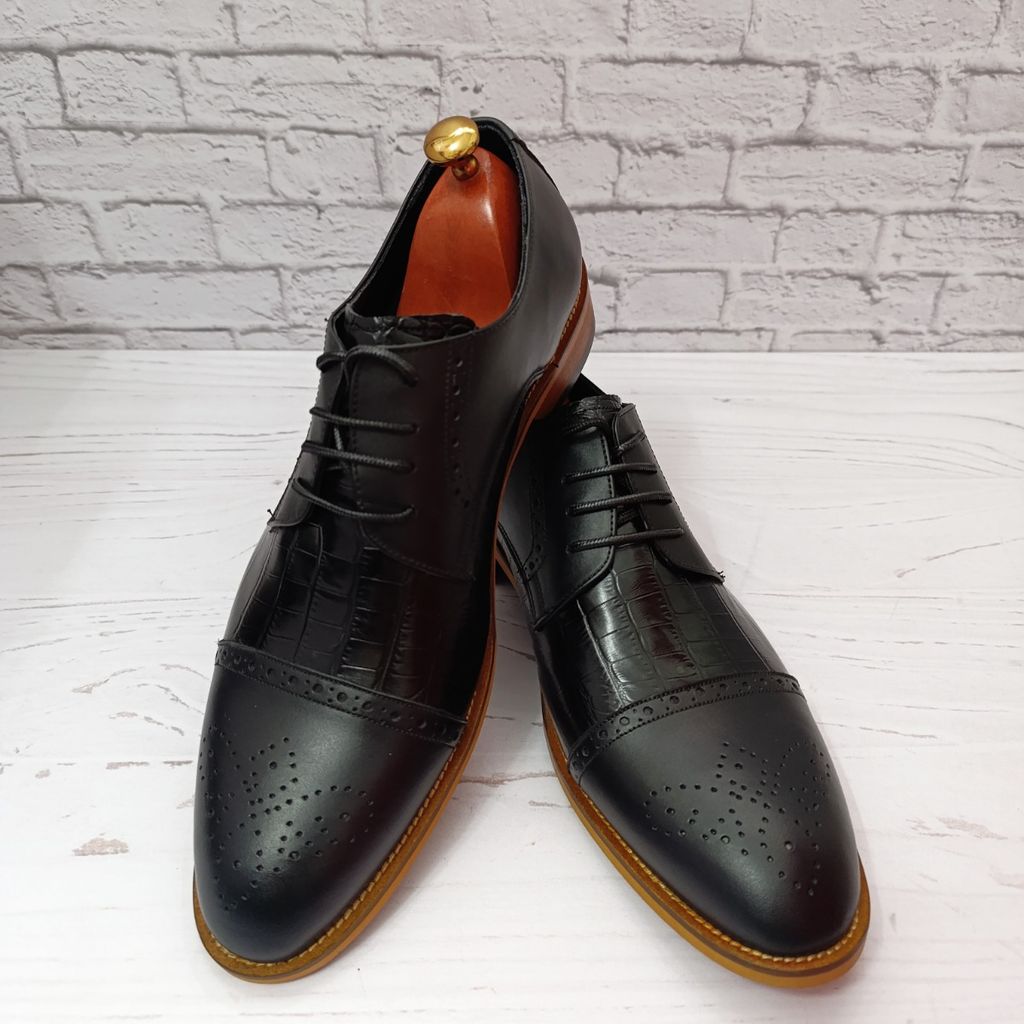 قیمت ارزان کفش مردانه مجلسی چرم طبیعی دستدوز مدل کارلو کروکودیلی مشکی