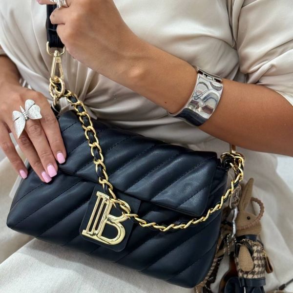 کیف رودوشی لیورا