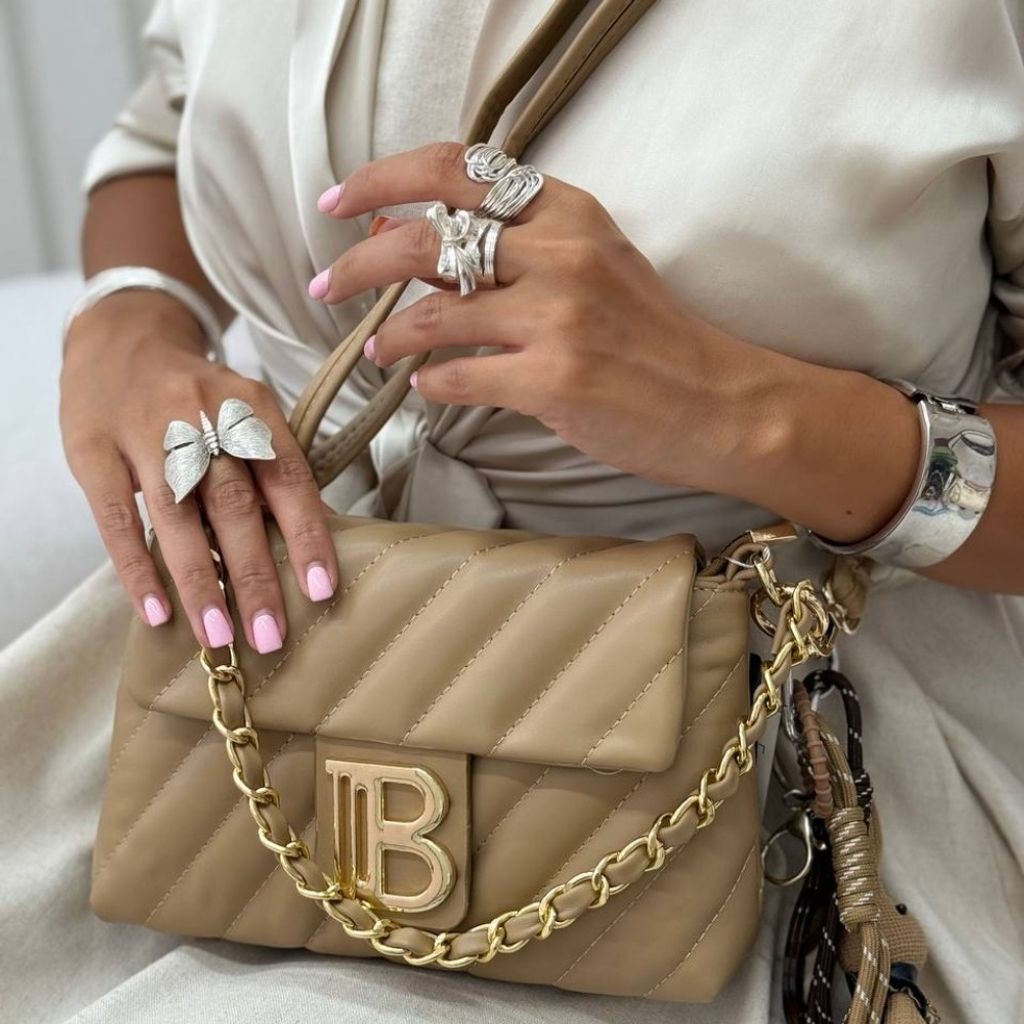 فروش اینترنتی کیف رودوشی لیورا