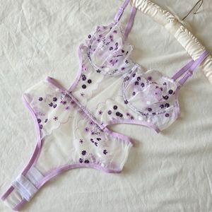 بادی شکوفه بنفش شین