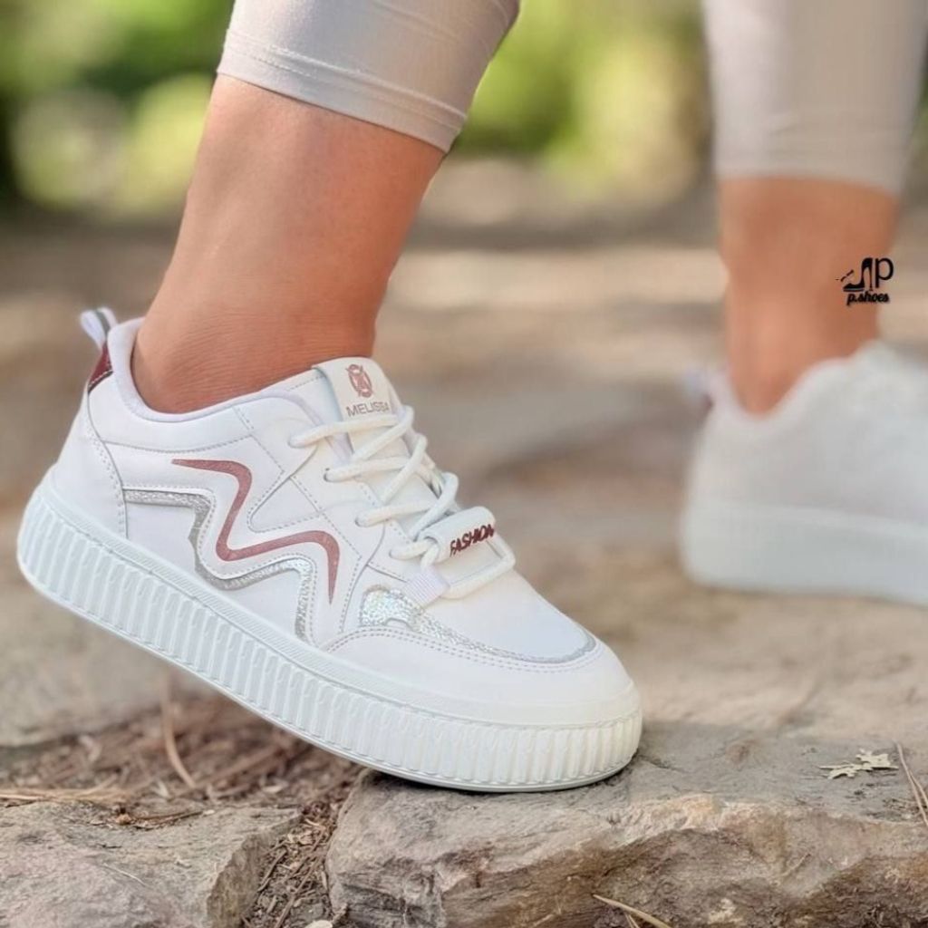 خرید اینترنتی کفش کتونی ونس