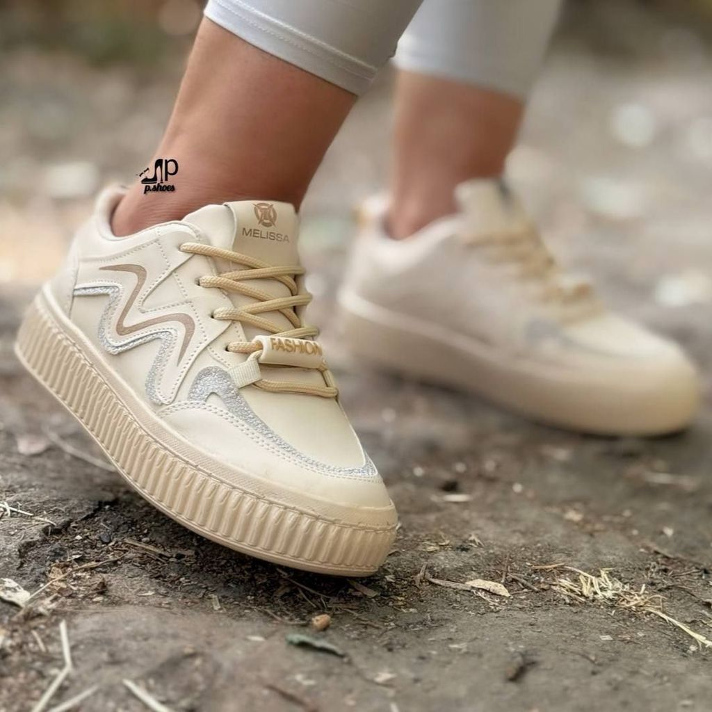 خرید اینترنتی کفش کتونی ونس