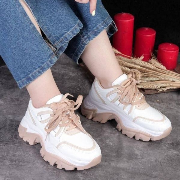 کفش کتونی اسپرت