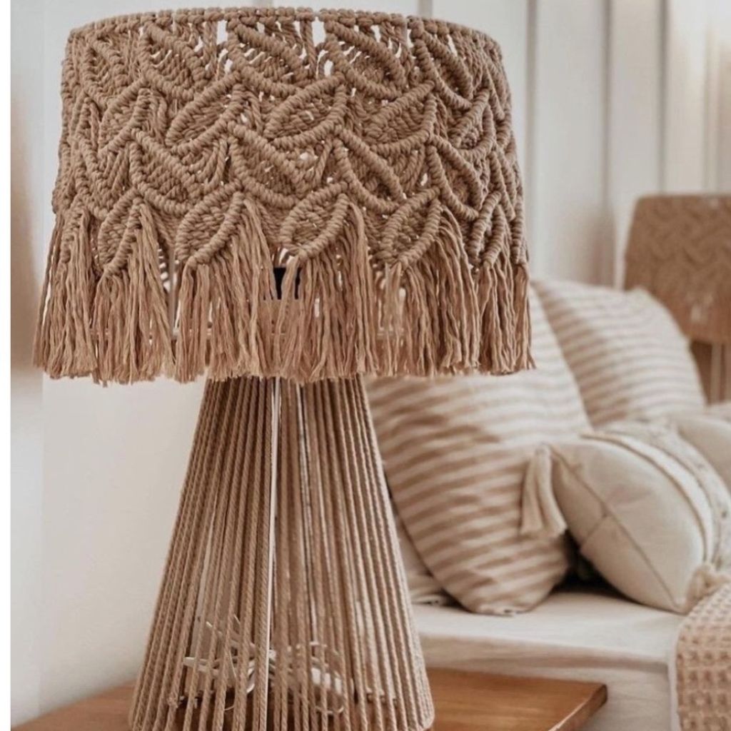 خرید آنلاین آباژور رومیزی مکرومه بافی مدل مخروط