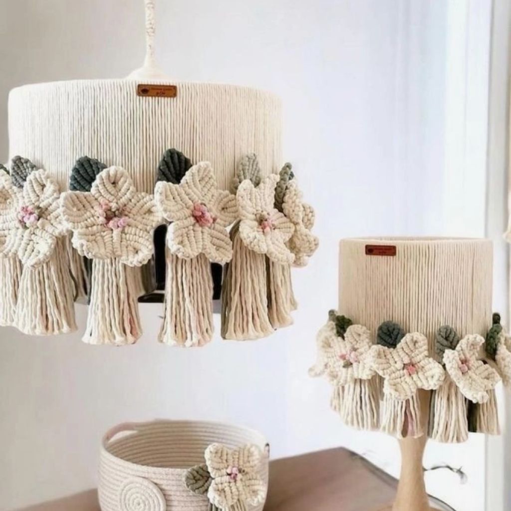 خرید انلاین مجموعه دو عددی لوستر و آباژور رومیزی