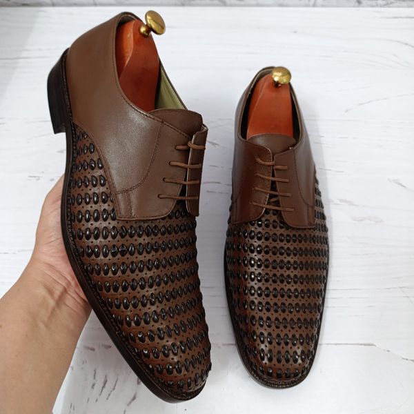 کفش مردانه زیره چرم طبیعی گاومیش مدل تیریشه بندی قهوه ای تک سایز