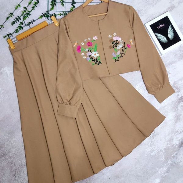 کت دامن لنین پاییزه گلدوزی حسنا