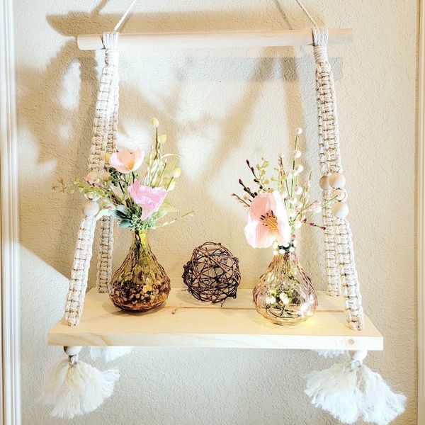 شلف چوبی کاربردی مکرومه طرح گلارا