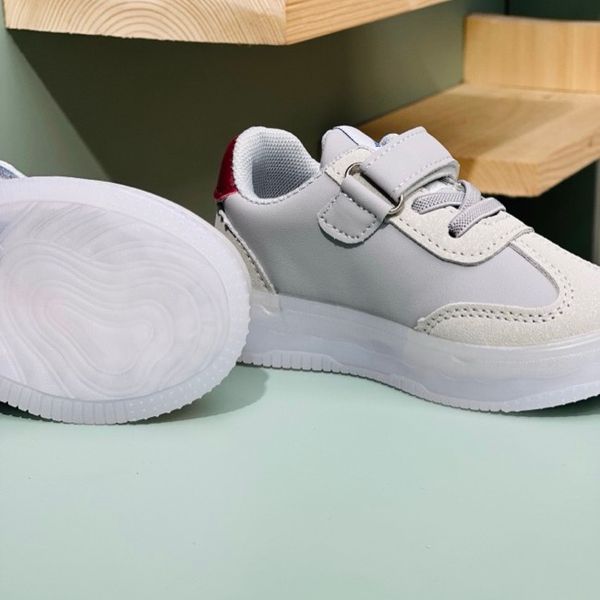 کتونی بچگانه وارداتی چراغدار طرح Asics برند Kids کد 4022704