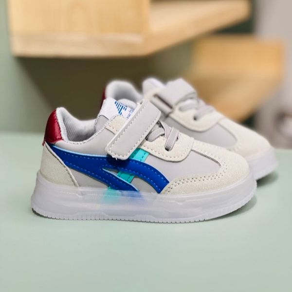 کتونی بچگانه وارداتی چراغدار طرح Asics برند Kids کد 4022704