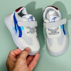 قیمت کتونی بچگانه وارداتی چراغدار طرح Asics برند Kids کد 4022704