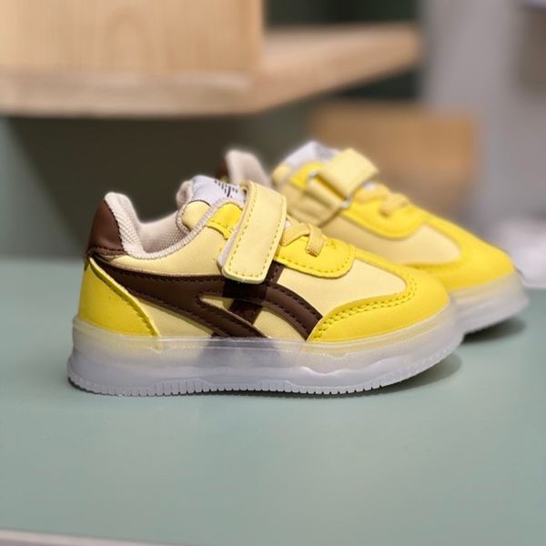 کتونی بچگانه وارداتی چراغدار طرح Asics برند Kids کد 4022704