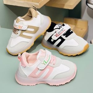 خرید اینترنتی کتونی بچگانه چراغدار طرح S برند Kids کد 4022705