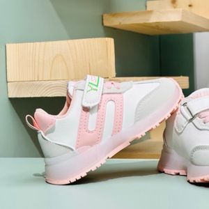 خرید اینترنتی کتونی بچگانه چراغدار طرح S برند Kids کد 4022705